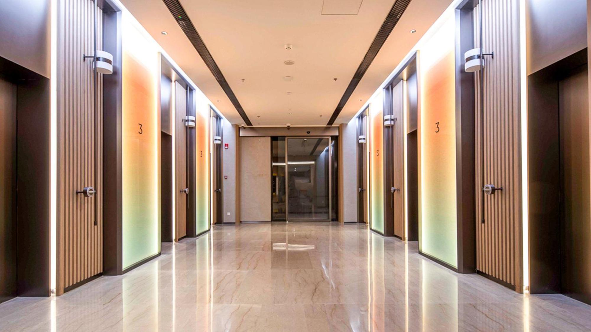 Pudong Airport, An Ihg