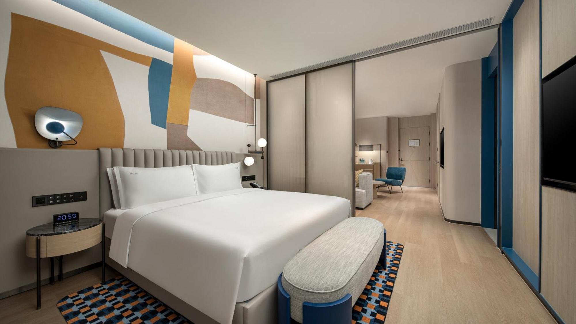Hotel Pudong Airport, An Ihg 5*