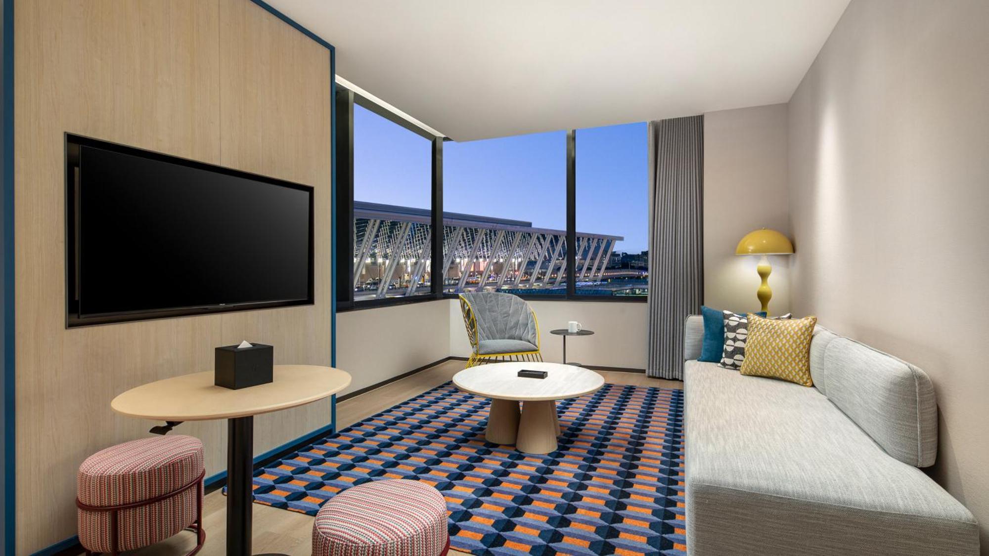 Pudong Airport, An Ihg 5* Shanghai