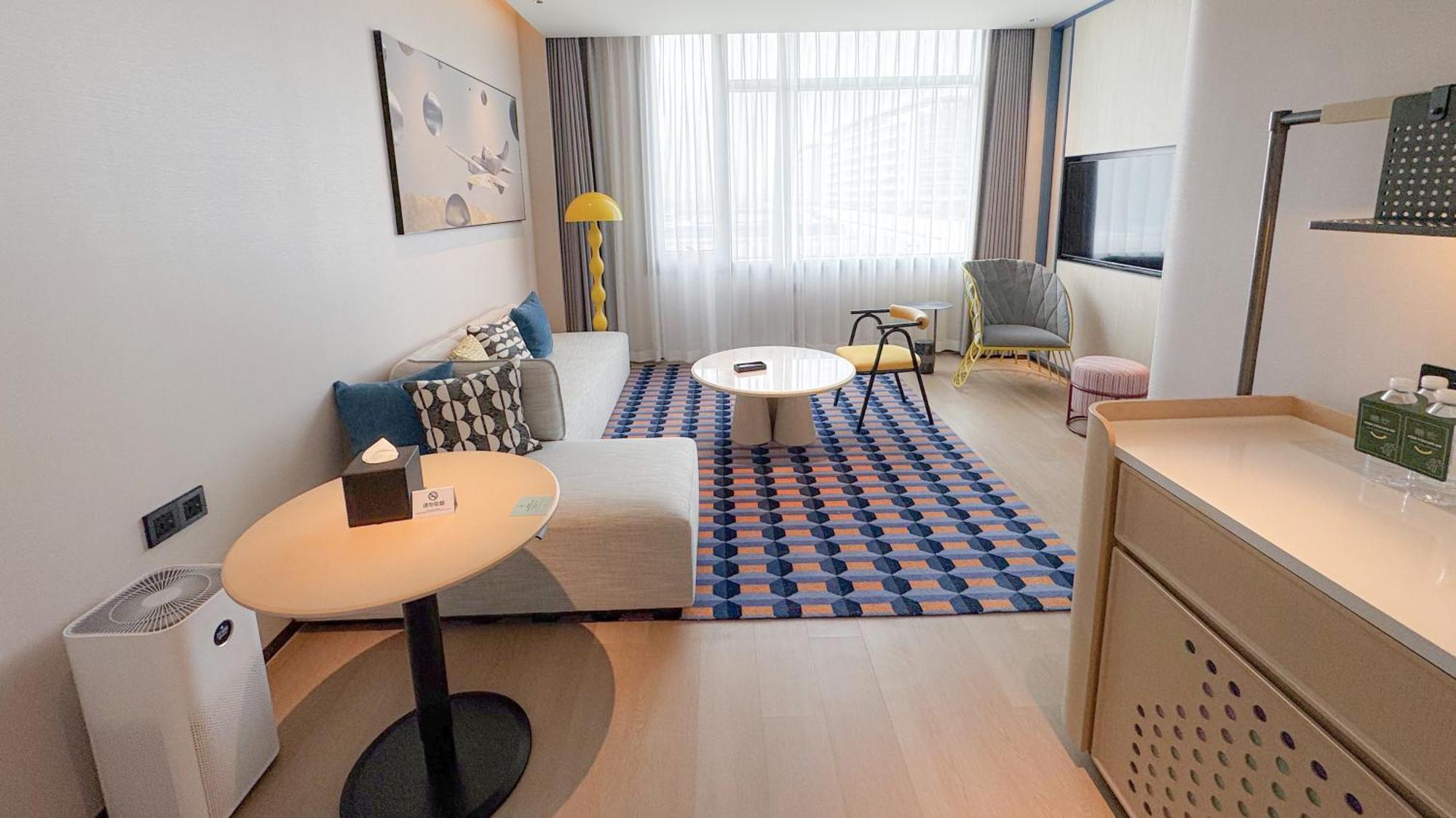 Hotel Pudong Airport, An Ihg