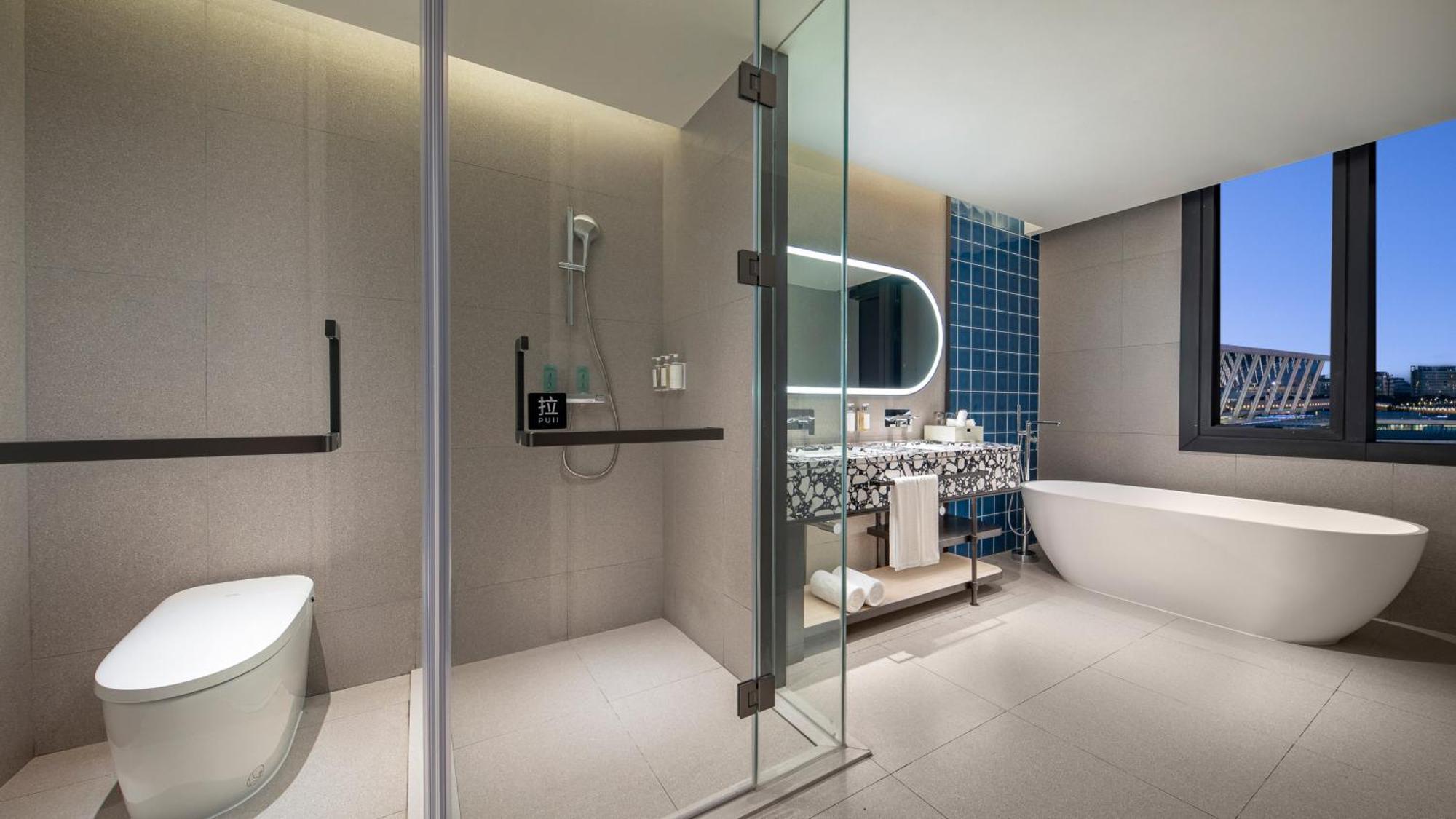 Hotel Pudong Airport, An Ihg Shanghai